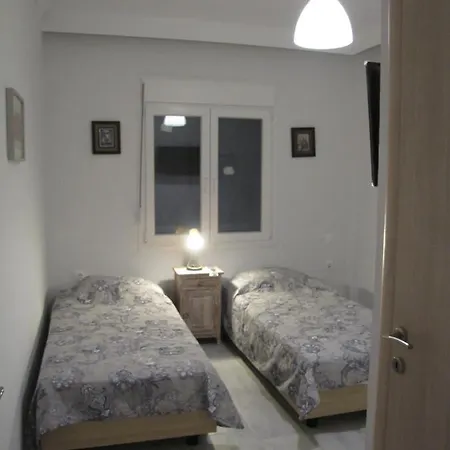 Kostas' House * חניוטי